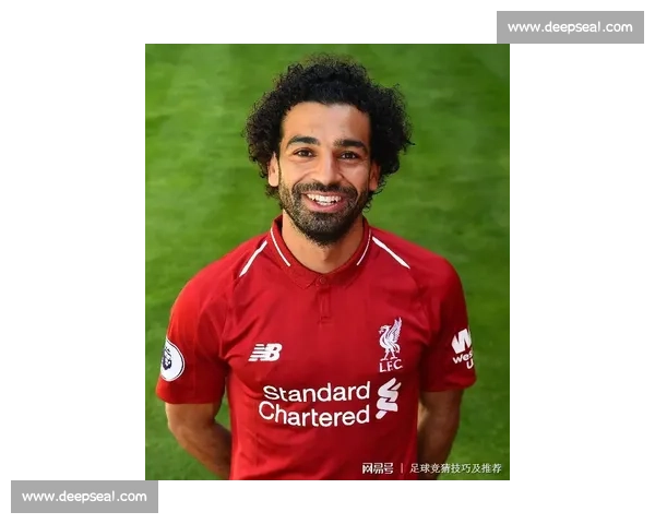 欧洲五大联赛焦点战报与豪门转会最新动态解析赛季前景展望与趋势